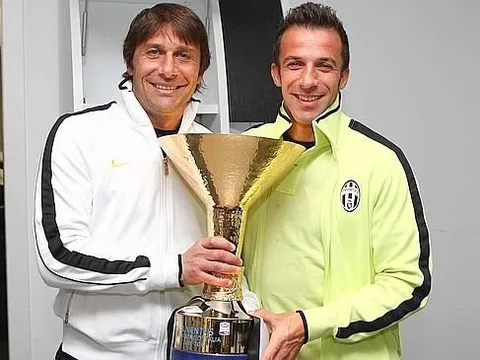 'Hoàng đế' Del Piero muốn Conte quay lại cứu Italia