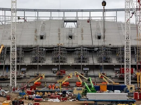 Học Dortmund, Tottenham xây khán đài đứng cực lớn