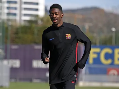 Họng pháo Dembele trở lại tập luyện, Barca như hổ mọc thêm cánh