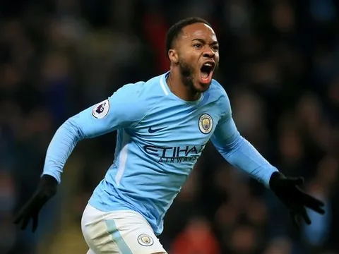 Hợp đồng mới của Sterling sẽ chỉ được ký sau World Cup