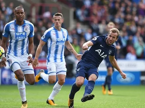 Huddersfield 0-4 Tottenham: Sao cản Harry Kane?