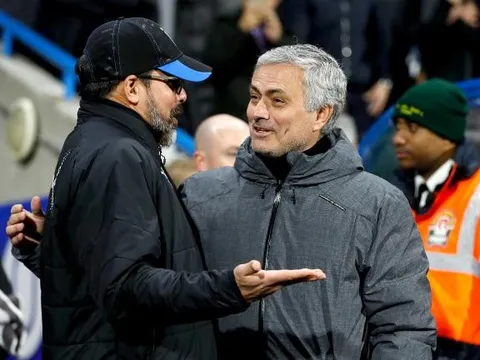 Huddersfield 'ước' Mourinho vẫn còn dẫn dắt Man Utd