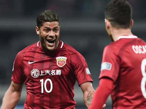Hulk thừa nhận muốn được thử sức tại Premier League