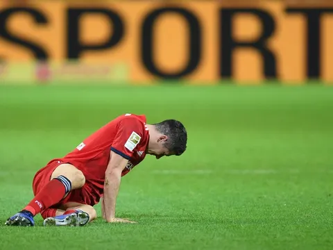 Bại trận, Neuer và Hummels chỉ ra sai lầm khiến Bayern ôm hận