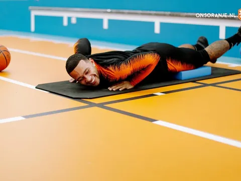 Hưng phấn thái quá, Depay để lộ tuyệt kỹ cho Pháp và Đức