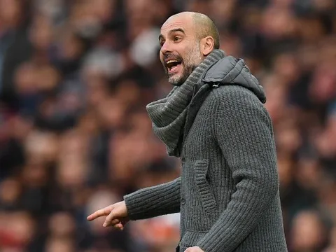 Hủy diệt Chelsea, Pep vẫn không quên Liverpool
