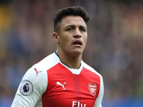 Huyền thoại khuyên Arsenal nên 'bán quách' Sanchez