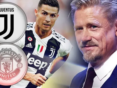 Huyền thoại Man United "mướt mồ hôi" khi được hỏi về Ronaldo