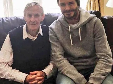 Huyền thoại Man Utd qua đời, David Beckham gửi lời tri ân xúc động