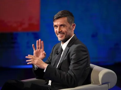Huyền thoại Milan bi quan trước trận derby