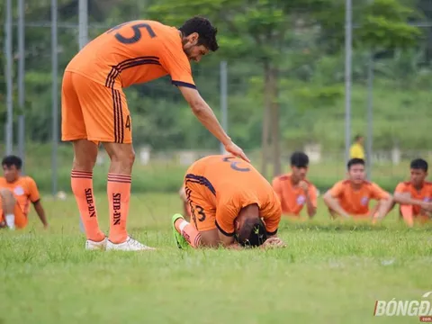 Huỳnh Đức buồn vì Huy Toàn “mỏng manh”