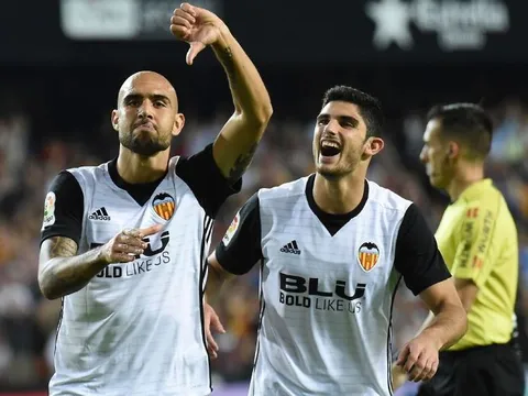 CHÍNH THỨC: 'Thánh' penalty Zaza rời Valencia