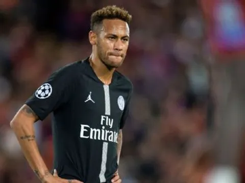 Vấn đề của Neymar tại PSG là gì?