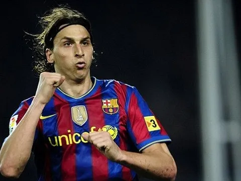 Ibra khi được chơi ở vị trí "số 9"