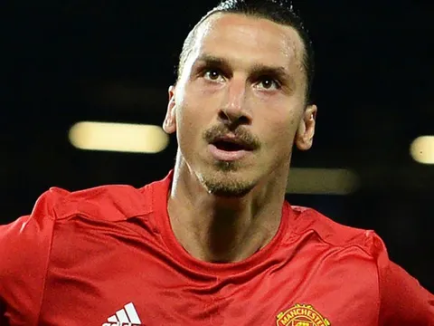 Ibrahimovic kí hợp đồng mới, Lukaku nói gì?