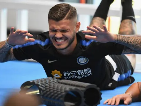 Icardi 'nhăn nhó' tập luyện sau ngày ra quân tệ hại