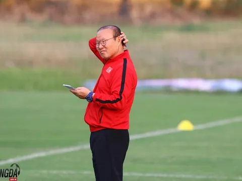 Để thắng Park Hang-seo, Eriksson phải đi hỏi Sir Alex