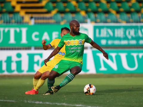 Vòng 24 V-League 2018: Tất cả vì cuộc chiến trụ hạng