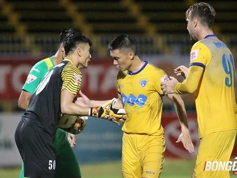 5 điểm nhấn vòng 21 V-League 2017: FLC Thanh Hóa mất ngôi đầu, HAGL thay tướng mong đổi vận