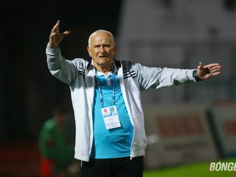 HLV V-League "ngán" trọng tài, sợ ban tổ chức