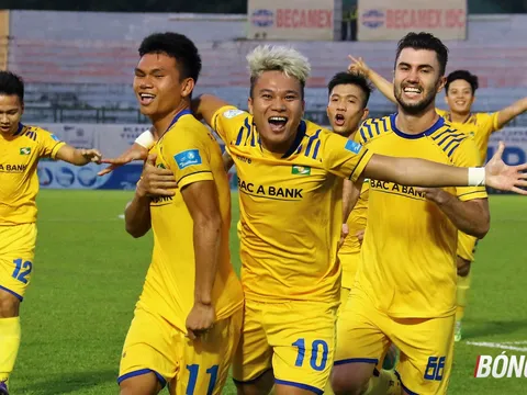 Hạ Bình Dương 2-1 tại Gò Đậu, SLNA chạm một tay vào Cúp vô địch Quốc gia