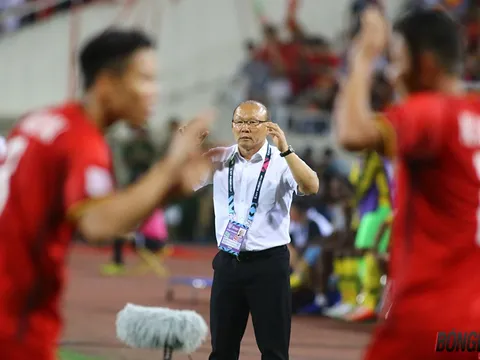 Dư âm trận Việt Nam 2-0 Malaysia: Tuyệt vời quá thầy Park ơi!