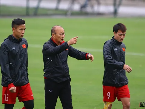 Đại chiến Việt Nam vs Malaysia: Nhận lệnh thầy Park, Văn Toàn và Ngọc Hải tập riêng