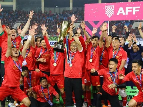 HLV Park Hang-seo: "Xin tặng Cup vàng cho người hâm mộ Việt Nam"