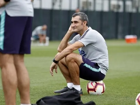 Đụng bảng tử thần Champions League, HLV Valverde phát biểu BẤT NGỜ