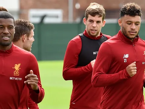 [INFOGRAPHIC] - Cuộc chiến hàng tiền vệ tại Liverpool, ai sẽ bị loại?