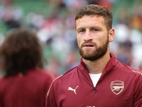 Sao Arsenal chỉ ra điểm khác biệt lớn nhất giữa Emery và Wenger