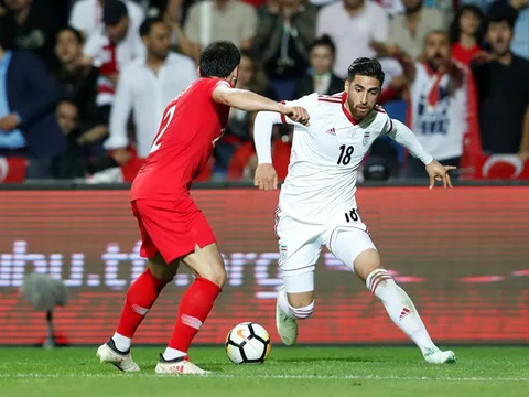 Tuyển Iran mất ngôi sao số 1 trong trận ra quân tại Asian Cup