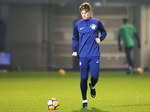 John Stones trở lại, ai cản nổi Man City?