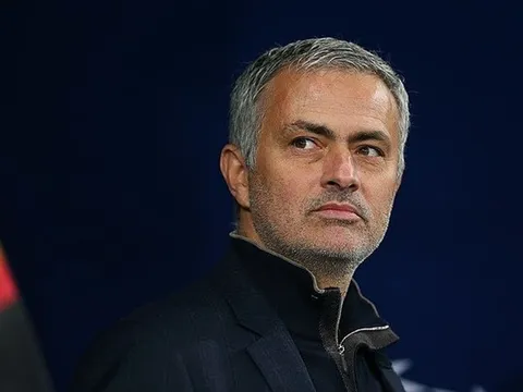 Jose Mourinho chia tay Man Utd: Tạm biệt "nhà triết học" cá tính