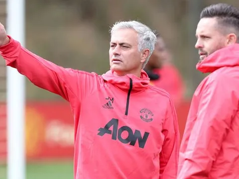 Không làm được điều này, Mourinho khỏi mơ mua sắm vào mùa Đông