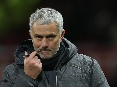 Jose Mourinho thảo luận về kế hoạch chuyển nhượng Man Utd năm 2018