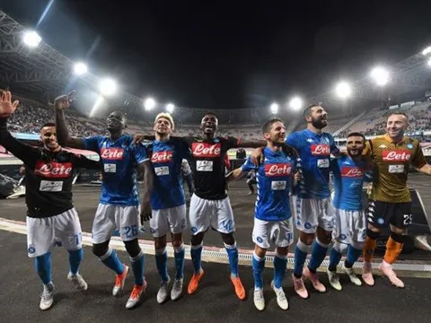 "Kẻ hạ sát" Liverpool lên tiếng, Napoli tiếp tục bám sát Juventus