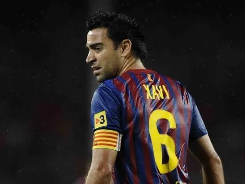Kể về Xavi Hernandez, người ‘quan trọng hơn cả HLV’