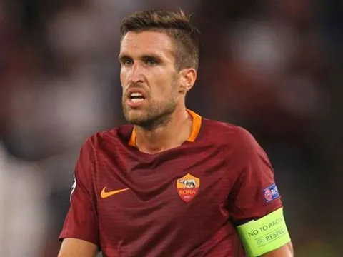 Từ chối Man United, sao AS Roma đến Pháp chơi bóng