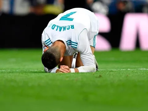 Khi không thể ghi bàn thì Ronaldo làm gì?