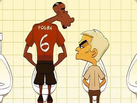 Khi Pogba lườm Mourinho từ sân cỏ đến... nhà vệ sinh