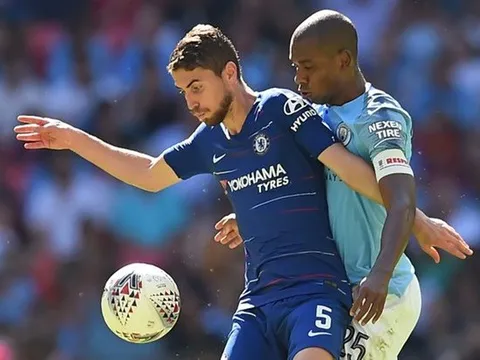 "Khóa chặt Jorginho và Chelsea coi như xong!"