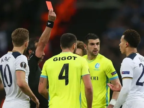 Khoảnh khắc đáng xấu hổ nhất trong sự nghiệp Dele Alli