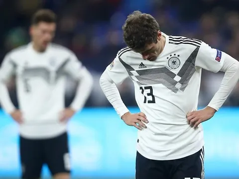 Không chỉ xuống hạng, 'thảm họa' thật sự của người Đức chuẩn bị đến sau đêm nay