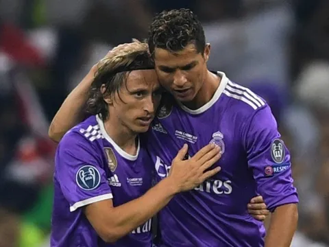 "Không phải Ronaldo hay Modric, ông ta là người cạnh tranh bóng vàng với Messi"