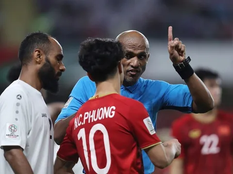 Không phải "Song Hải", đây mới là cái tên được CĐV Việt Nam "quý mến"