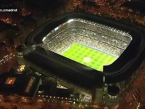 Khung cảnh hoành tráng tại sân Santiago Bernabeu