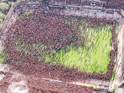 Khung cảnh KHÔNG THỂ TIN ĐƯỢC trong buổi tập của Al Ahly