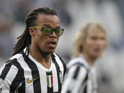Kĩ năng chơi bóng điêu luyện của Edgar Davids