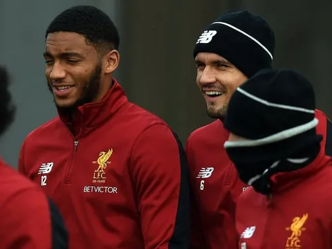 Klopp đau đầu khi sao trẻ có thể phải phẫu thuật